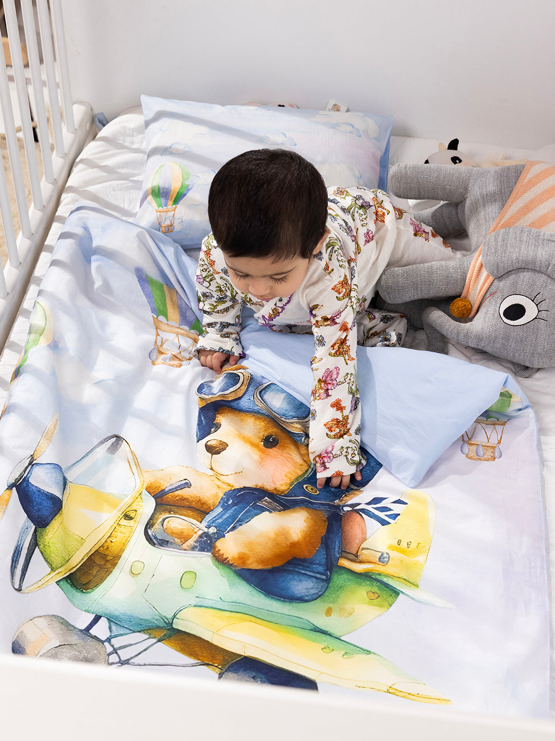 AC DUVET/COMFORTER & BEDSHEET PILLOW SET: TEDDY'S DREAM FLY